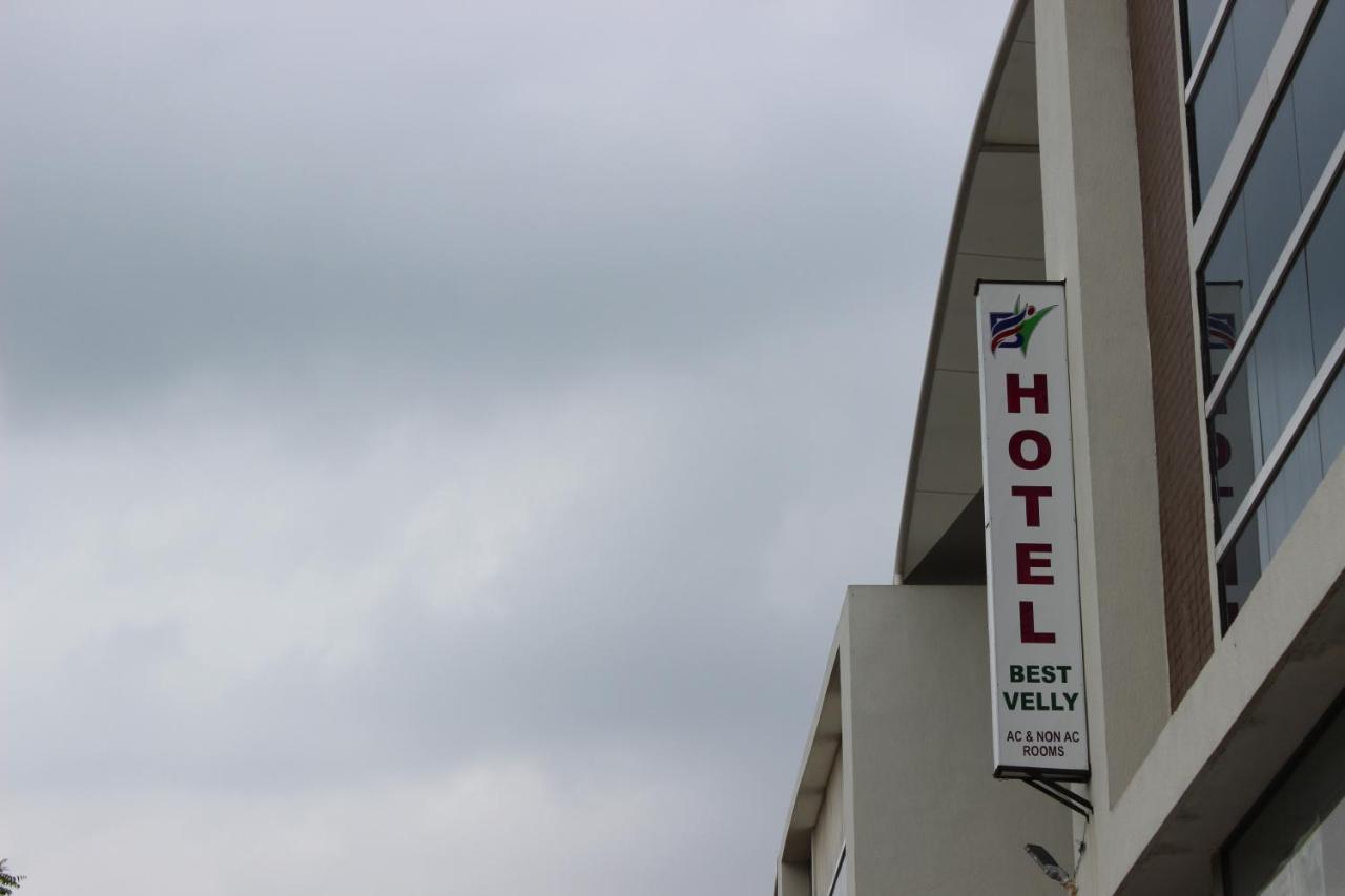 Hotel Best Velly ガンディーナガル エクステリア 写真